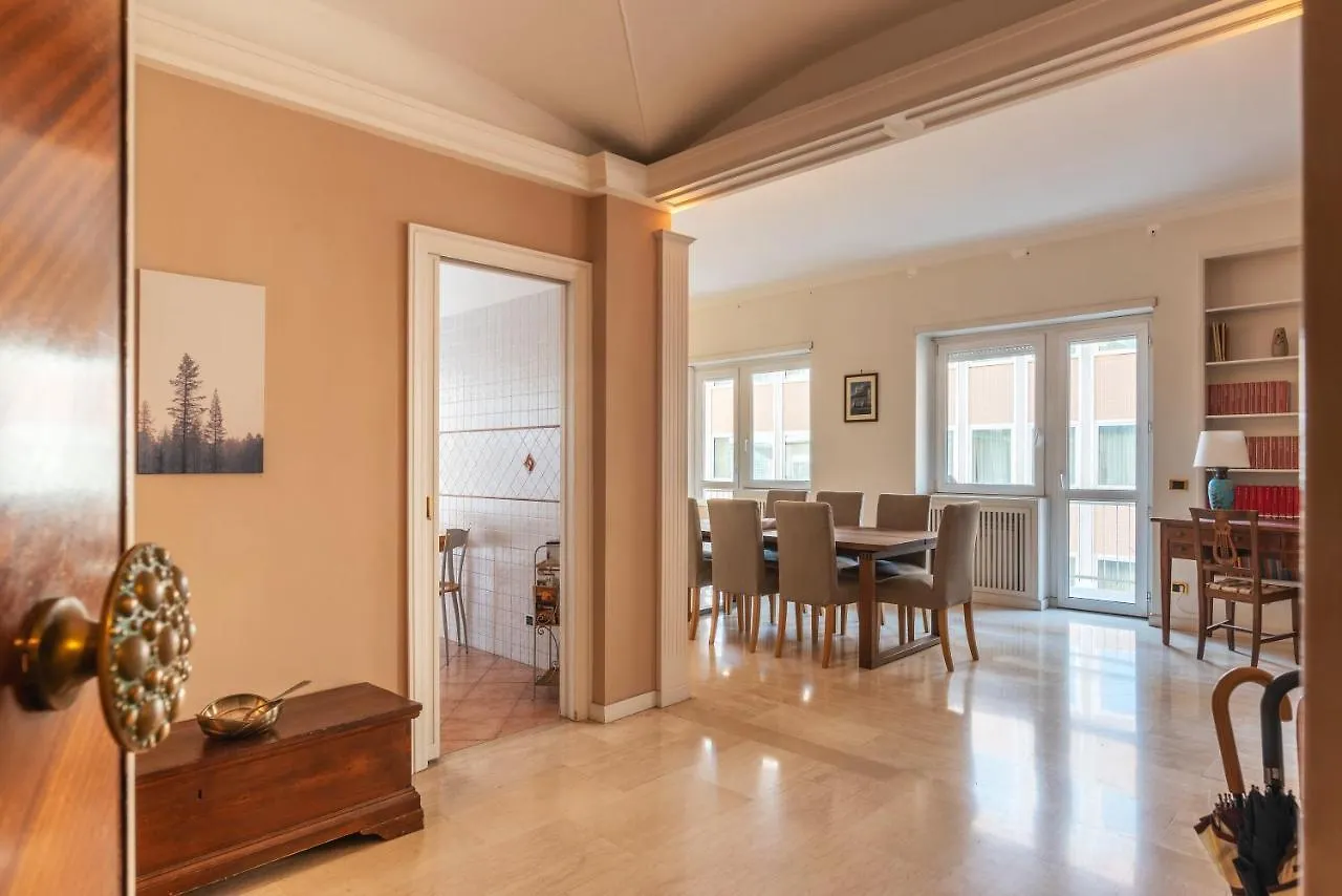 Mm Cipro Elegant Apartment Rome